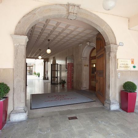 Hotel Casa Del Pellegrino Padova Exterior photo