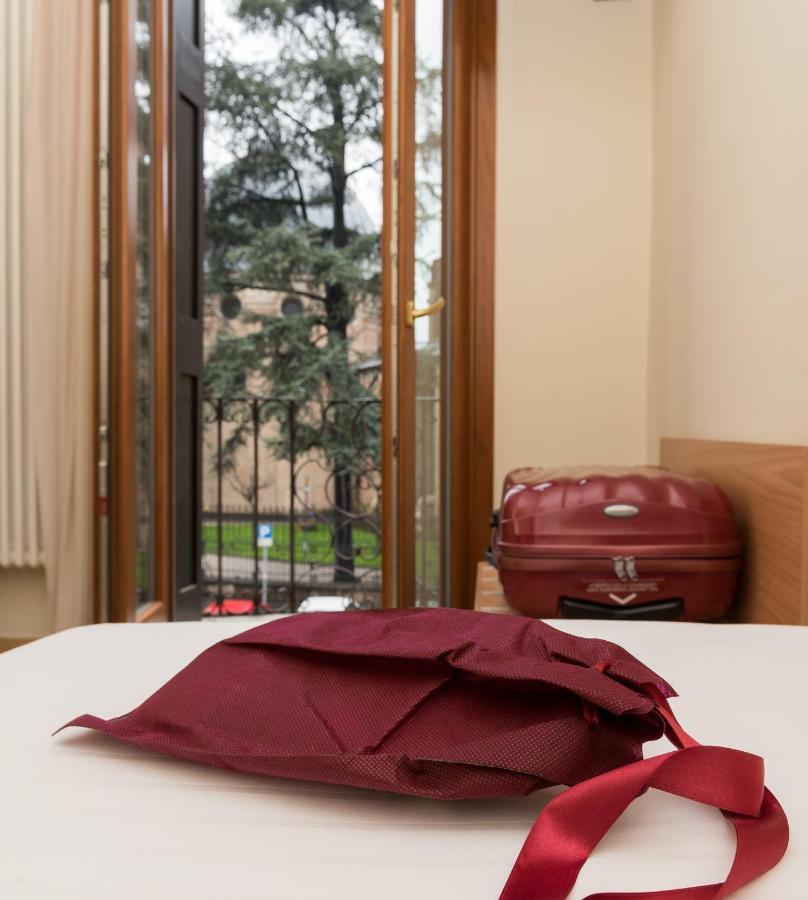 Hotel Casa Del Pellegrino Padova Exterior photo
