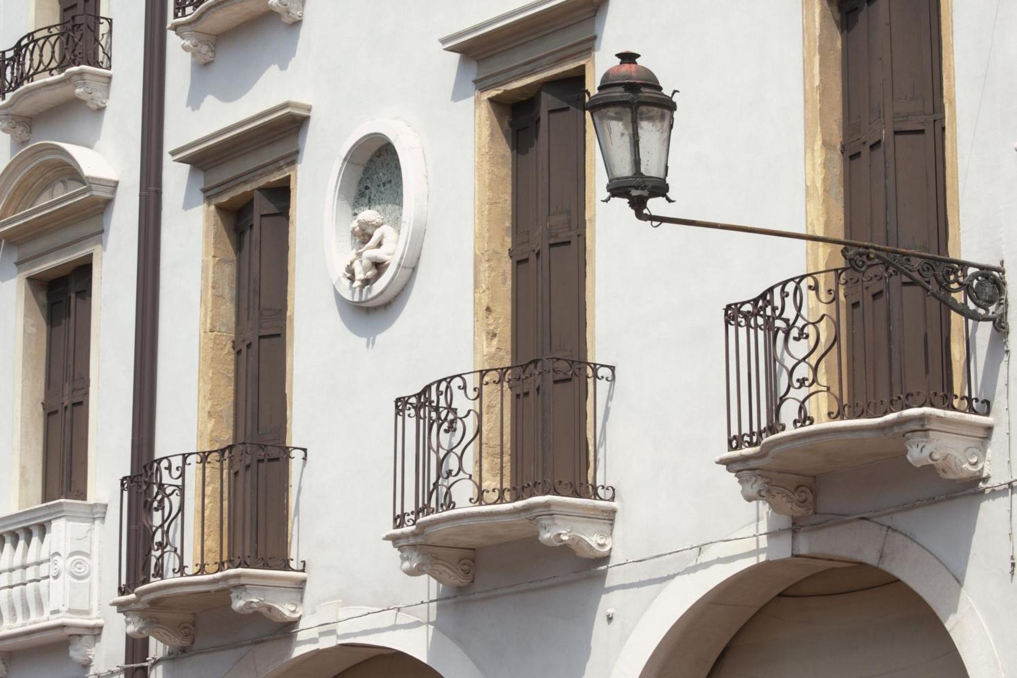 Hotel Casa Del Pellegrino Padova Exterior photo