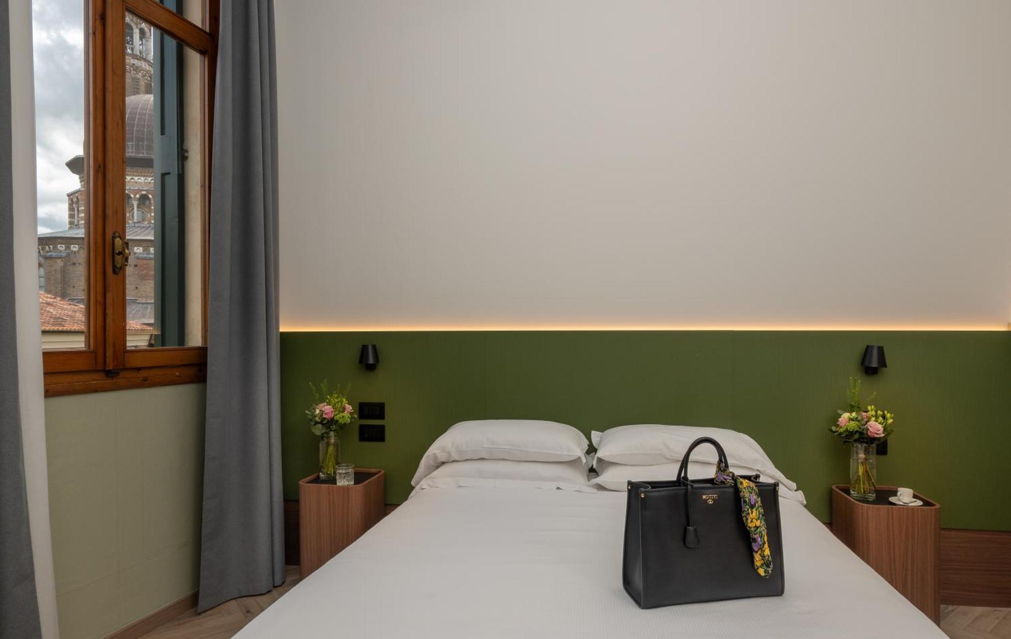 Hotel Casa Del Pellegrino Padova Exterior photo