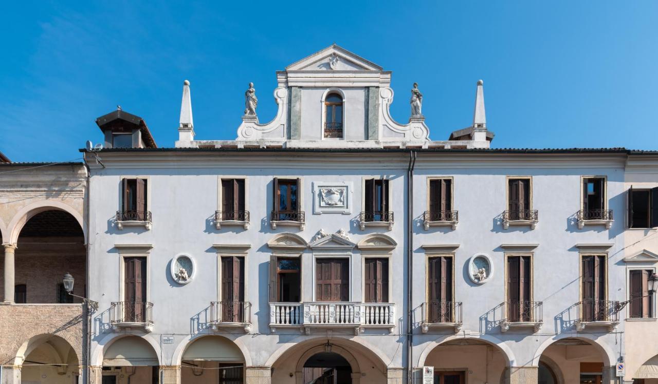 Hotel Casa Del Pellegrino Padova Exterior photo
